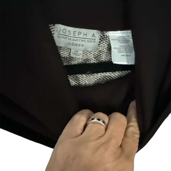 Joseph A Poncho Sweater - NWT - Size 1X - Neutral Colors - 100% Rayon - Picture 4 of 5